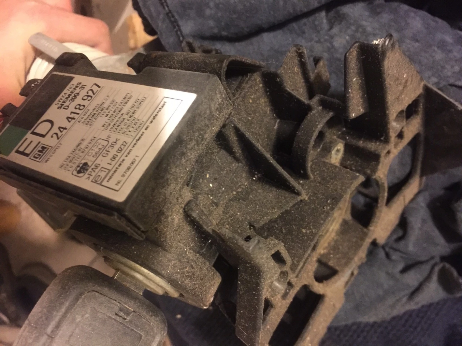 ��������� ���� + ����������� ���� ����� � | Mobile.bg � ����������� 3