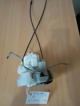 Брава врата предна лява Субару Форестър 10г.