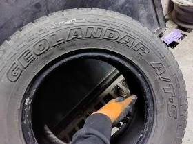 Гуми Зимни 235/70R16, снимка 5