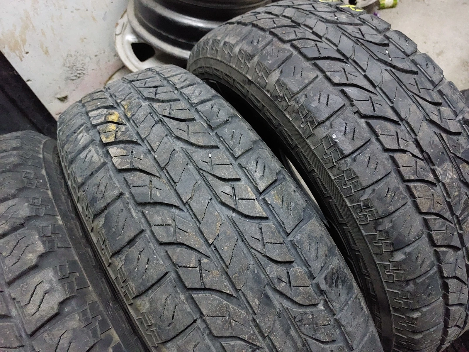 ���� 235/70R16 | Mobile.bg � ����������� 3