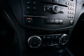 Mercedes-Benz C 220, снимка 10