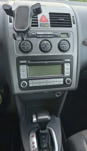 VW Touran 2.0 Швейцария, снимка 6