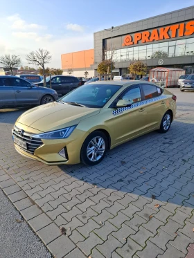 Hyundai Elantra Бензин газ, снимка 3
