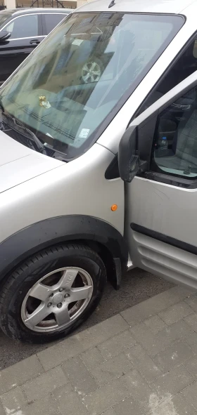 Обява за продажба на Ford Tourneo Connect ~5 000 лв. - изображение 1 | Auto.bg Обява за продажба на Ford Tourneo Connect ~5 000 лв. - изображение 1