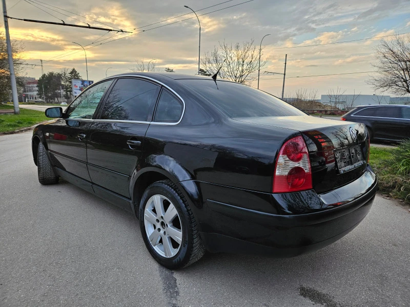 VW Passat 1.6, 179х.км., УНИКАТ, снимка 5 - Автомобили и джипове - 44847352