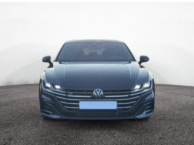 VW Arteon Shooting brake 26000km R Panorama теглич, снимка 2 - Автомобили и джипове - 47138562