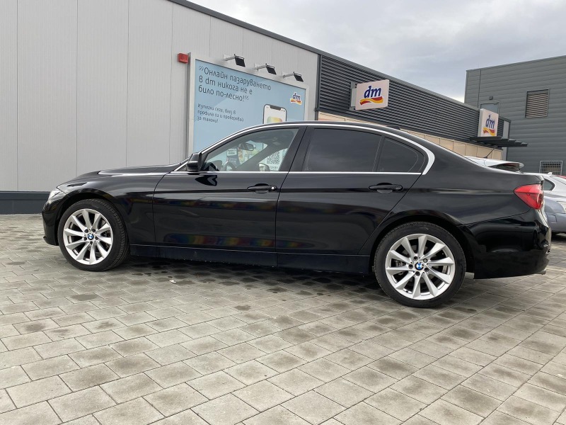 BMW 330 Xdrive| 96KM| Обслужена, снимка 9 - Автомобили и джипове - 46797709