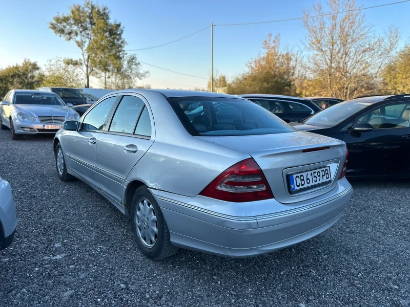 Mercedes-Benz C 200, снимка 5 - Автомобили и джипове - 47644205