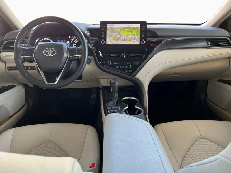 Toyota Camry 2.5HYBRID-EXECUTIVE/218HP/LED/KEYLESS/CARPLAY/485b, снимка 7 - Автомобили и джипове - 48066934