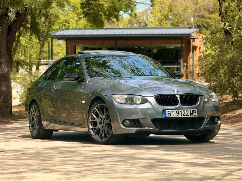 BMW 330 xDrive Е92 M-пакет, снимка 2 - Автомобили и джипове - 51861986