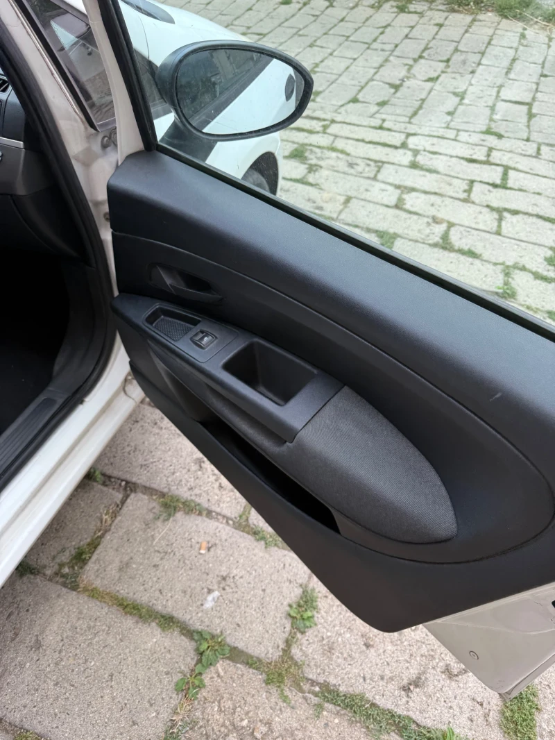 Fiat Punto 1, 3 multijet, снимка 7 - Автомобили и джипове - 52438868