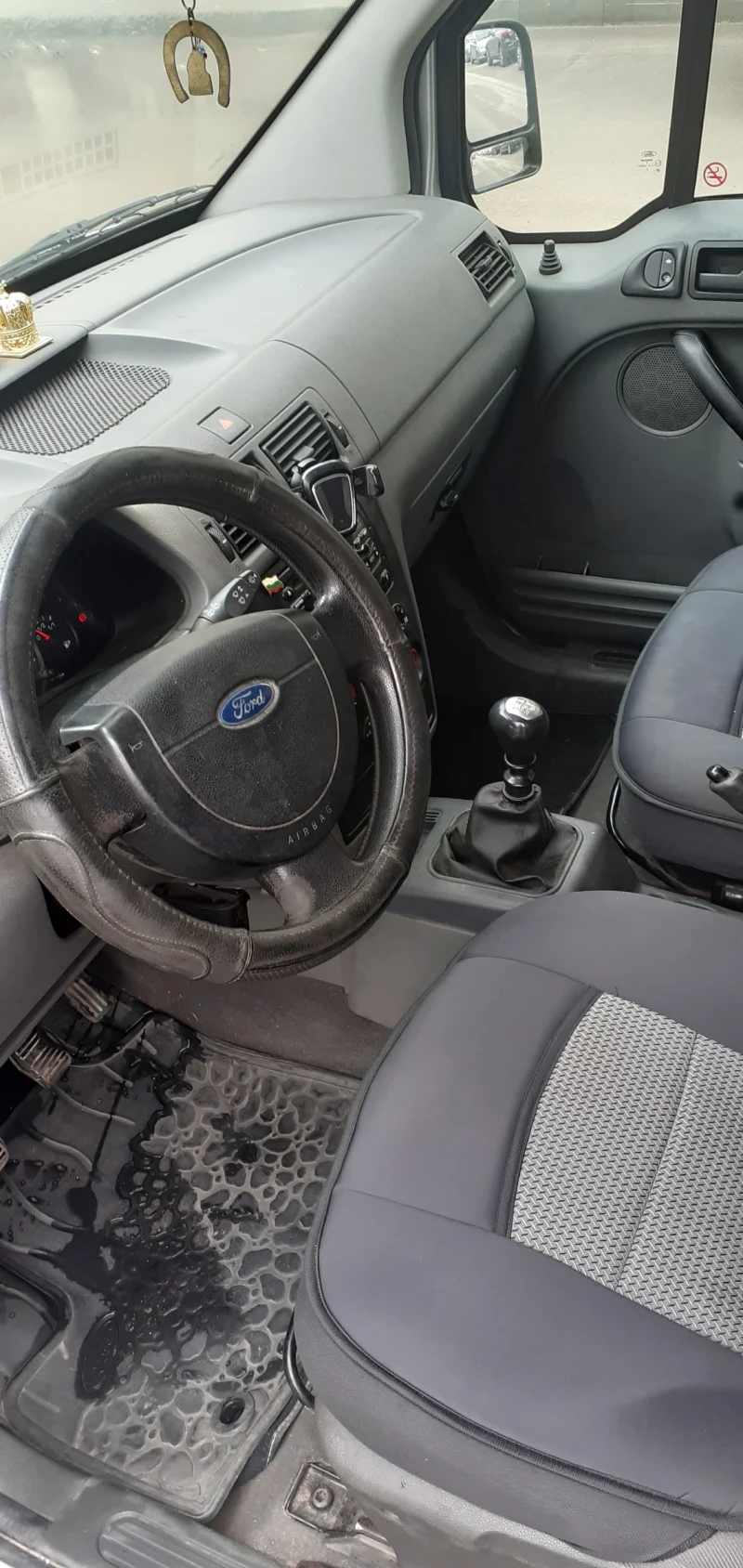 Ford Tourneo Connect, снимка 8 - Автомобили и джипове - 52543147