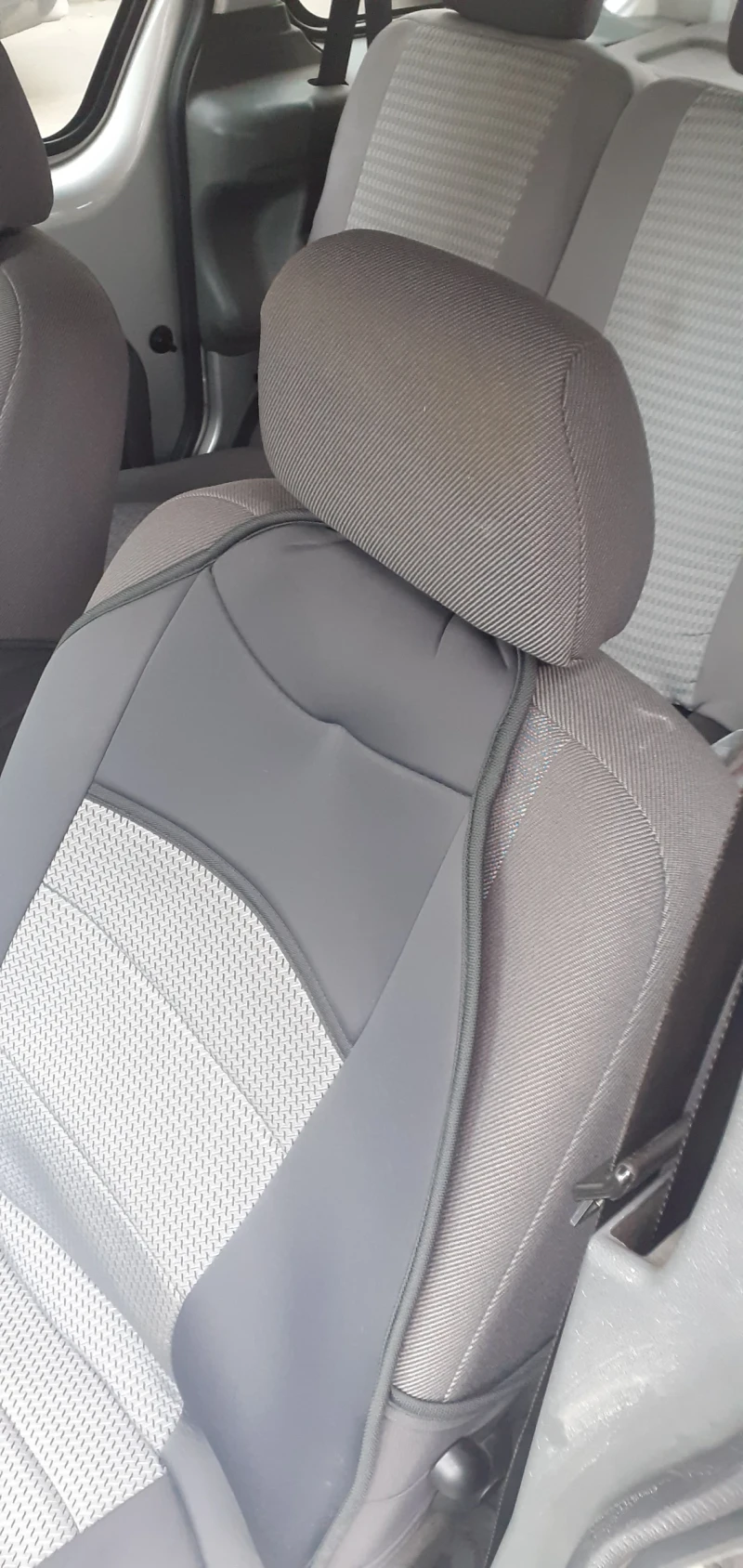 Ford Tourneo Connect, снимка 7 - Автомобили и джипове - 52543147