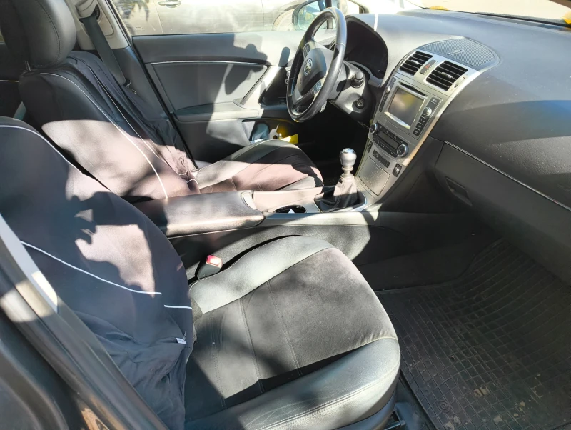 Toyota Avensis Т27, снимка 12 - Автомобили и джипове - 53119074