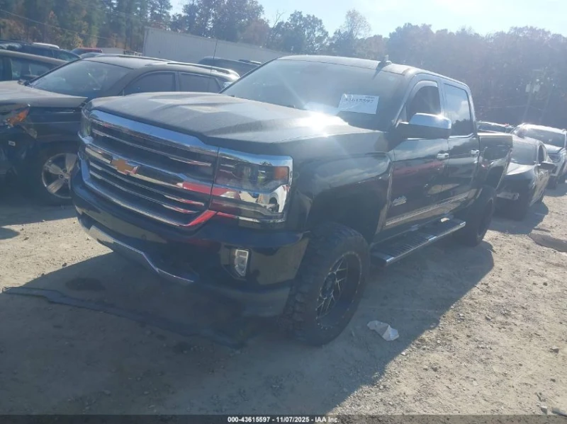 Chevrolet Silverado 5.3L V-8 DI, VVT, 355HP 4X2 Drive, снимка 2 - Автомобили и джипове - 53150653