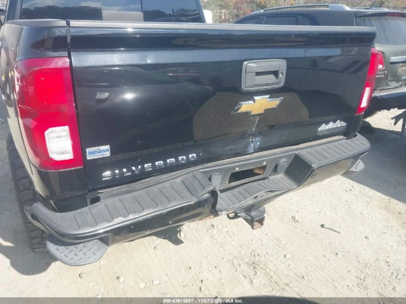 Chevrolet Silverado 5.3L V-8 DI, VVT, 355HP 4X2 Drive, снимка 12 - Автомобили и джипове - 53150653