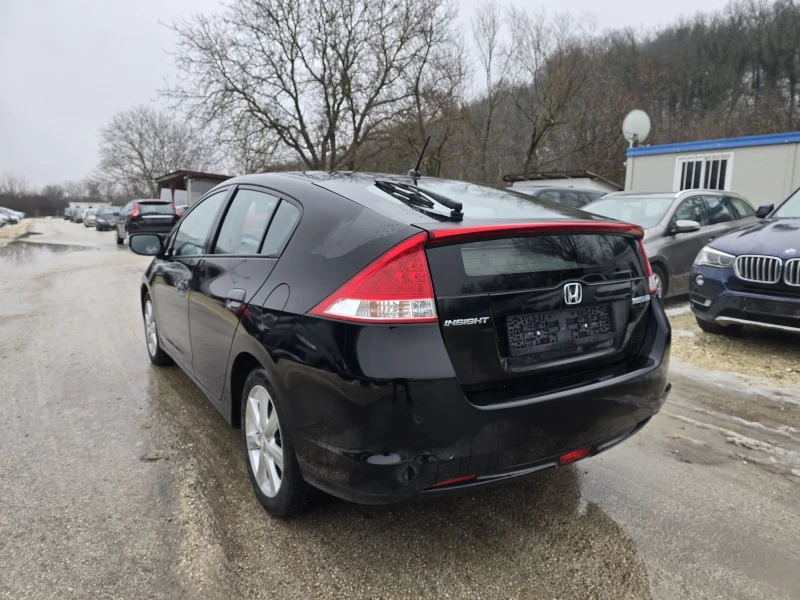 Honda Insight 1.3 Elegance 88к.с хибрид , снимка 3 - Автомобили и джипове - 53390273