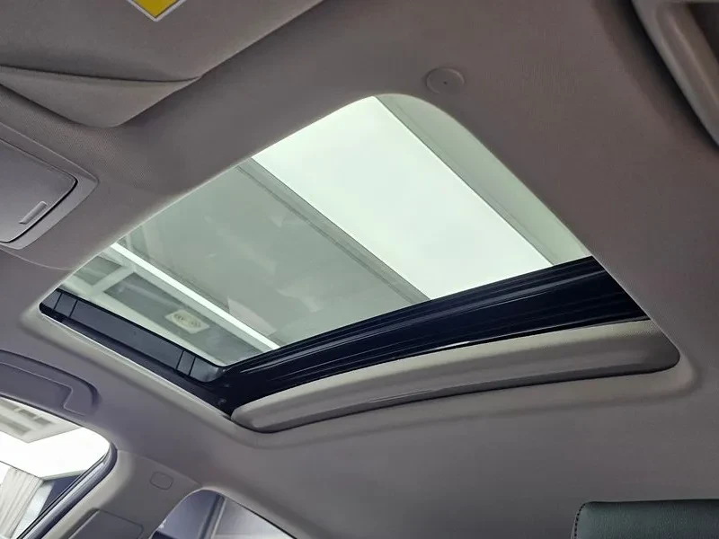Honda Accord 2.0 Hybrid Touring, снимка 17 - Автомобили и джипове - 56160910