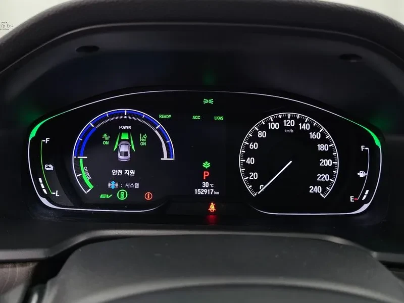 Honda Accord 2.0 Hybrid Touring, снимка 8 - Автомобили и джипове - 56160910