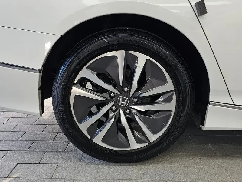 Honda Accord 2.0 Hybrid Touring, снимка 5 - Автомобили и джипове - 56160910
