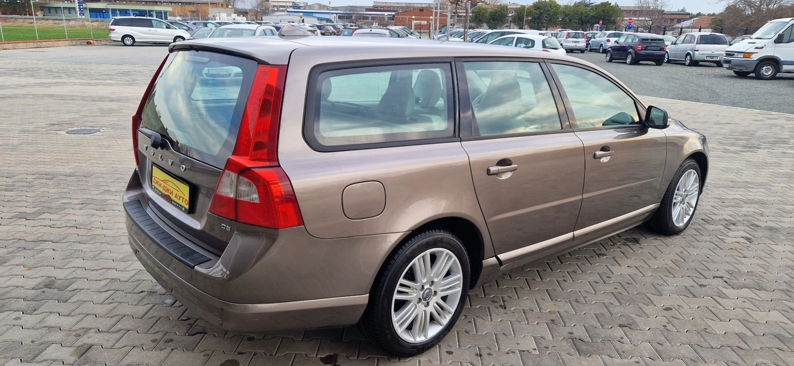 Volvo V70 2.4 D 5 185k.c - изображение 4