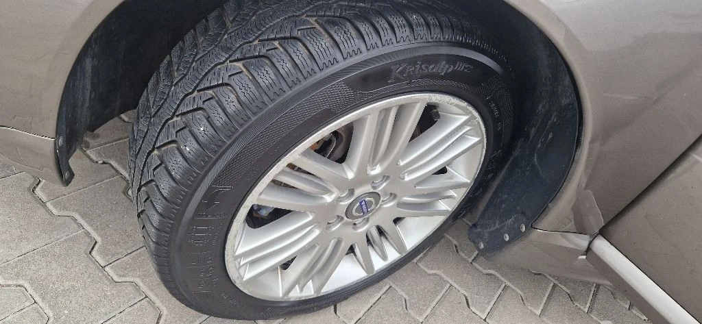 Volvo V70 2.4 D 5 185k.c | Mobile.bg — изображение 15
