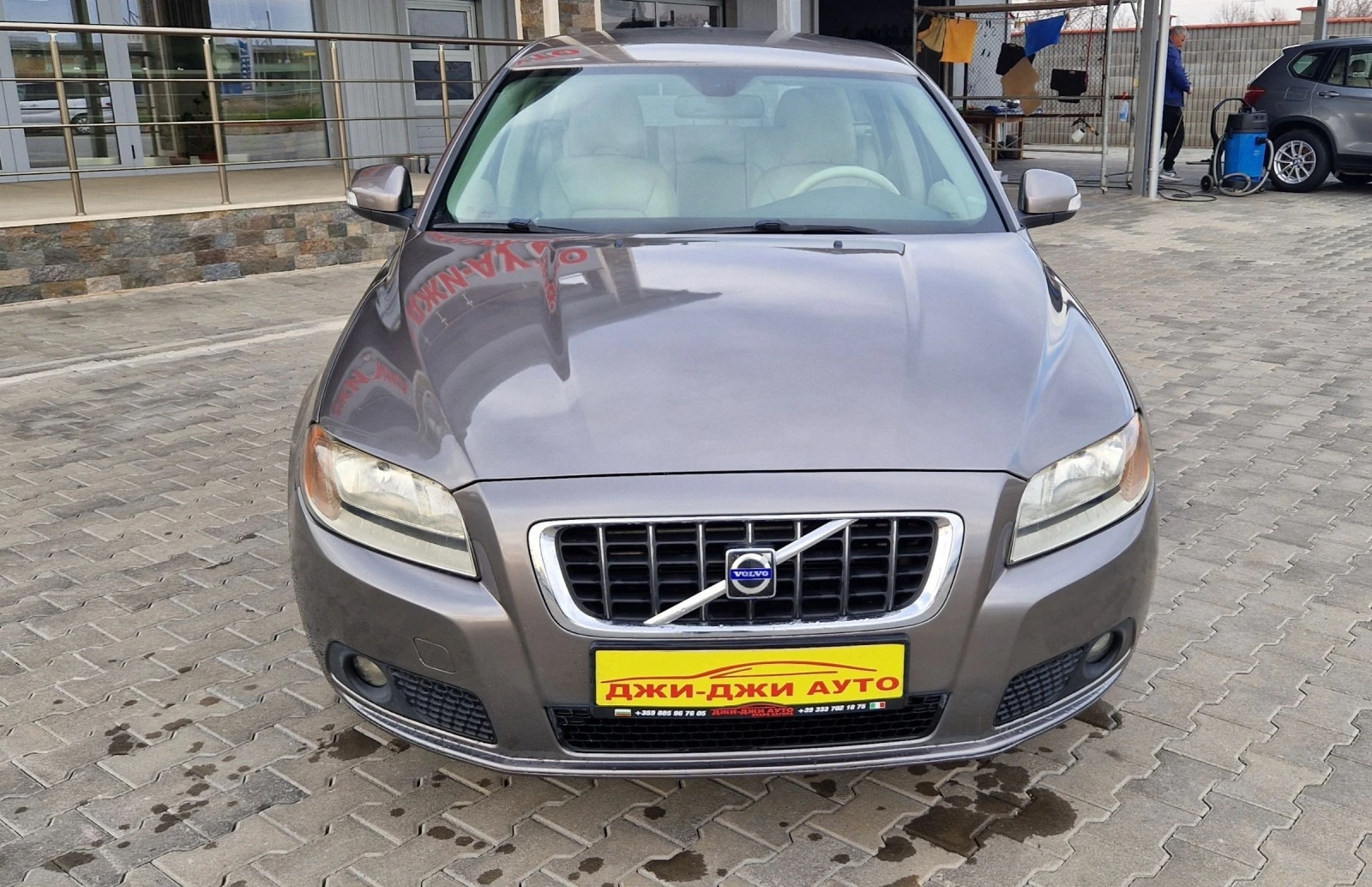 Volvo V70 2.4 D 5 185k.c - изображение 2