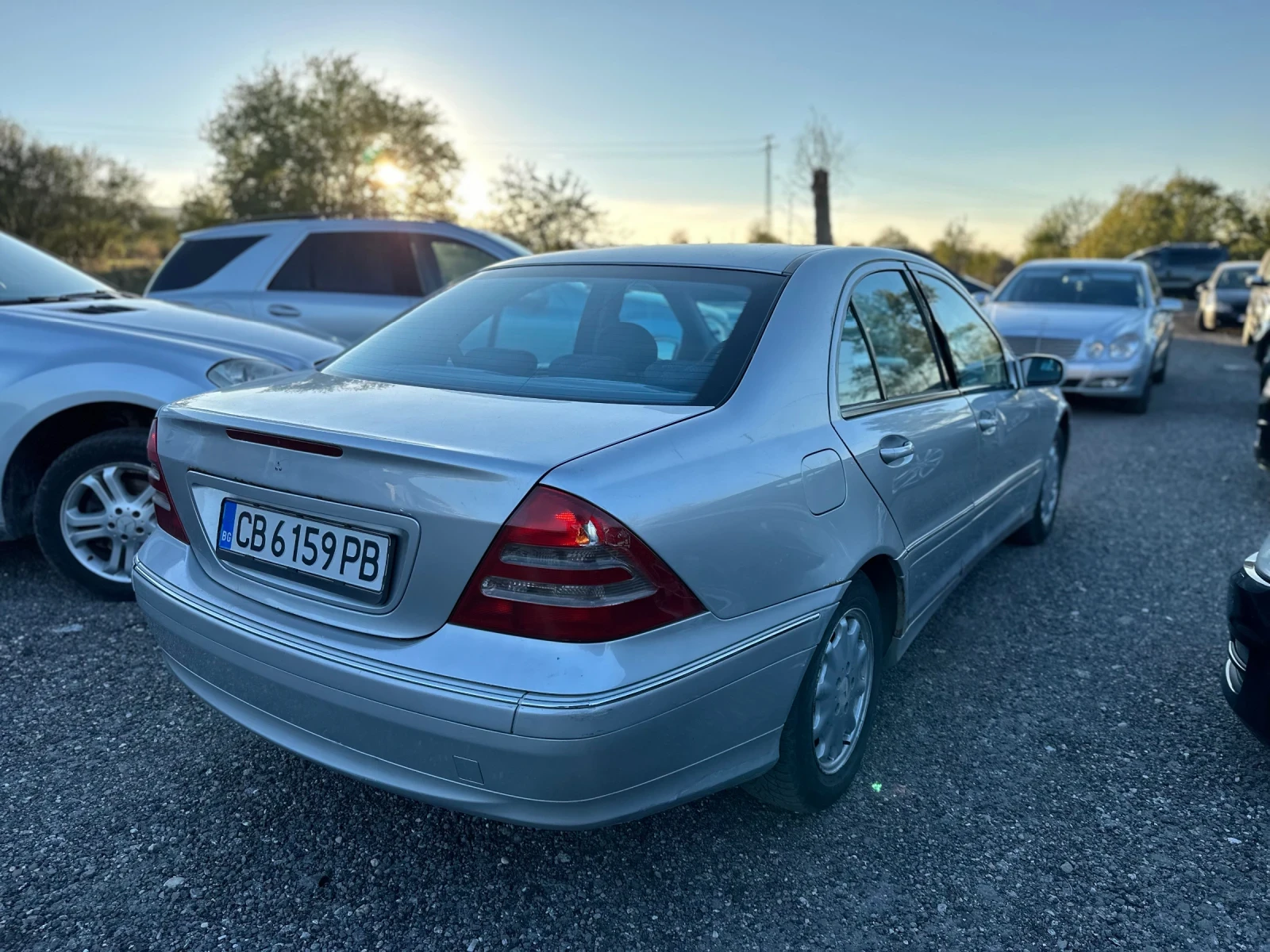 Mercedes-Benz C 200  - изображение 4