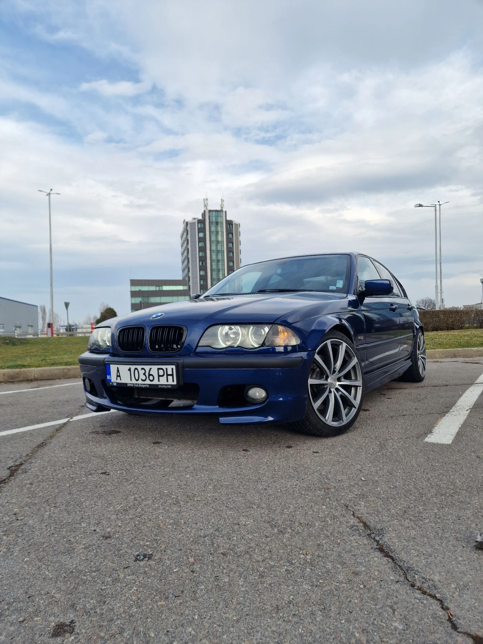 BMW 330  - изображение 5