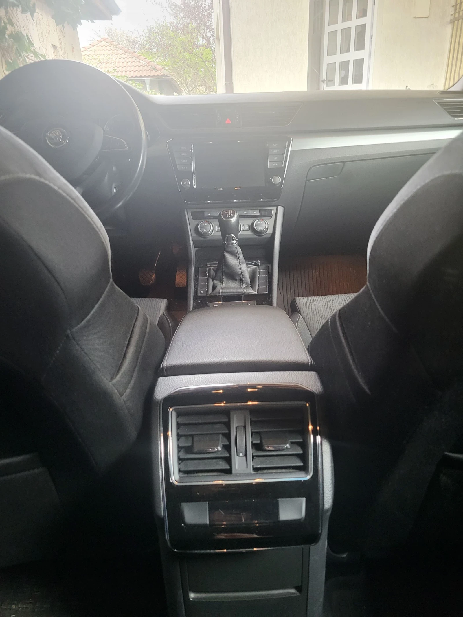 Skoda Superb  - изображение 5