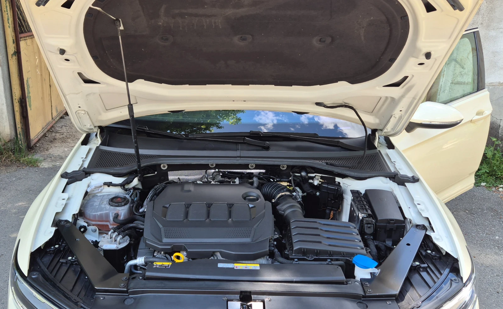 VW Passat 2.0/150ps/ Гаранция/Автоматик - изображение 9