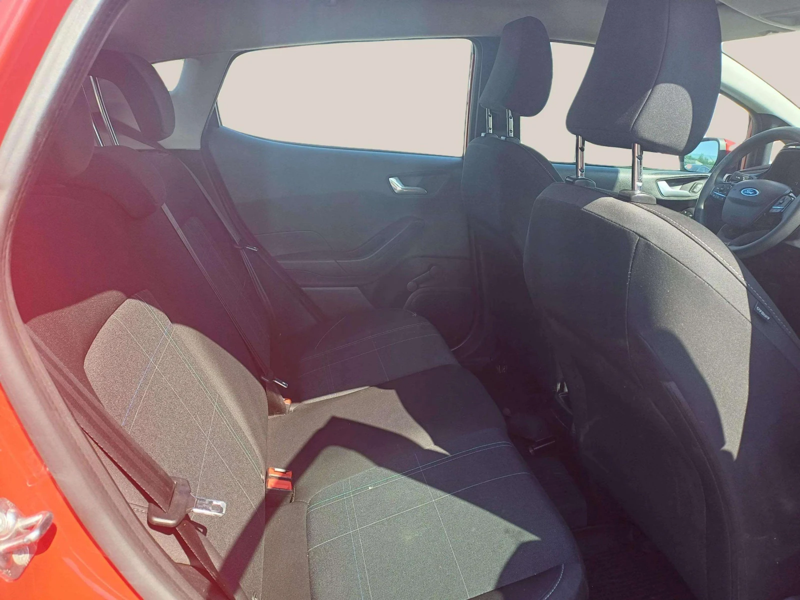 Ford Fiesta 1.1 Duratec - изображение 10