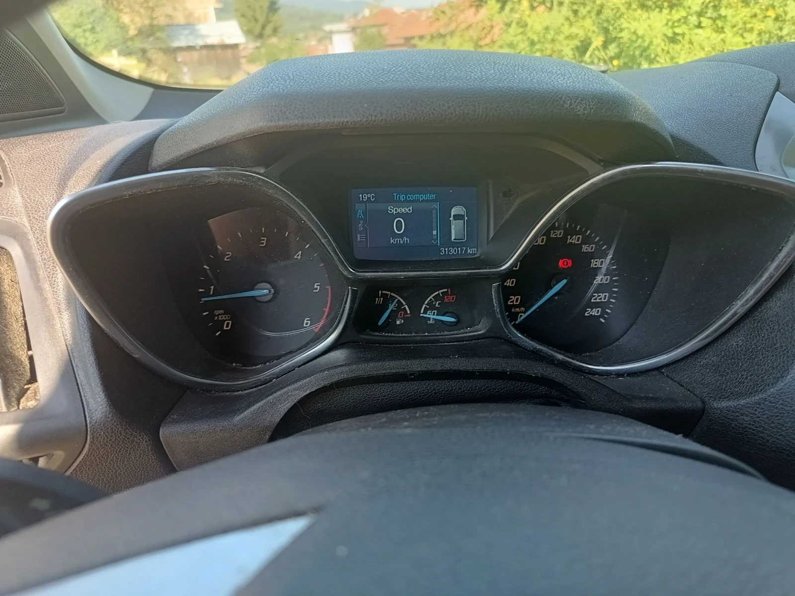 Ford Connect 1.6tdci 95kc нави камера 2+ 1места - изображение 10