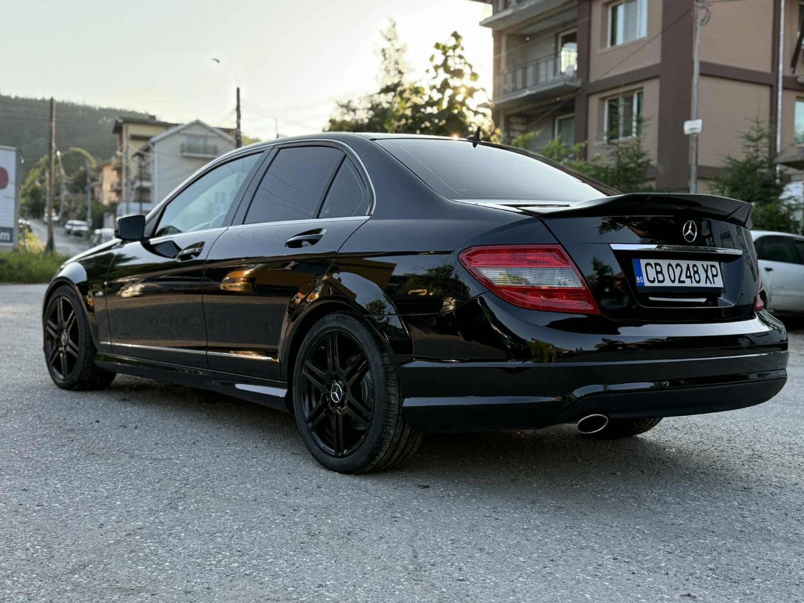 Mercedes-Benz C 180  - изображение 7