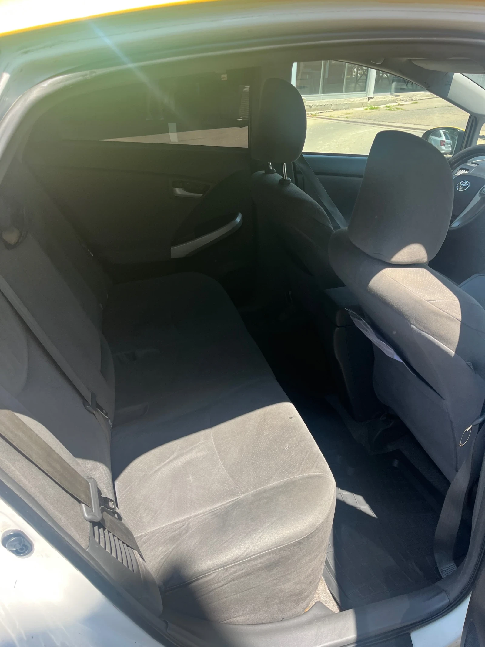 Toyota Prius 1.8 Hybrid  | Mobile.bg � ����������� 8
