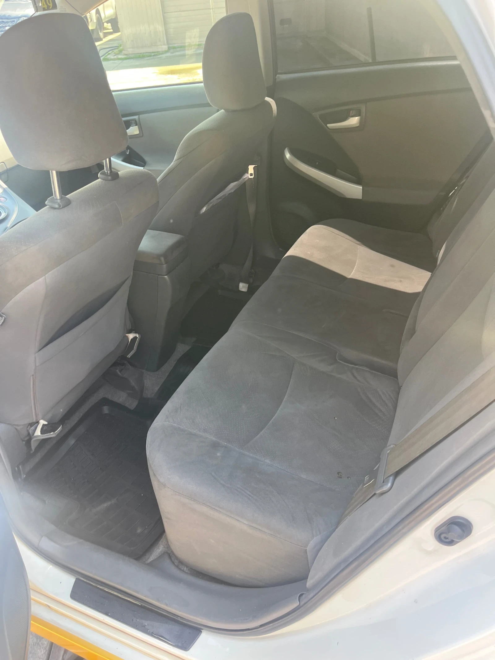 Toyota Prius 1.8 Hybrid  | Mobile.bg � ����������� 10
