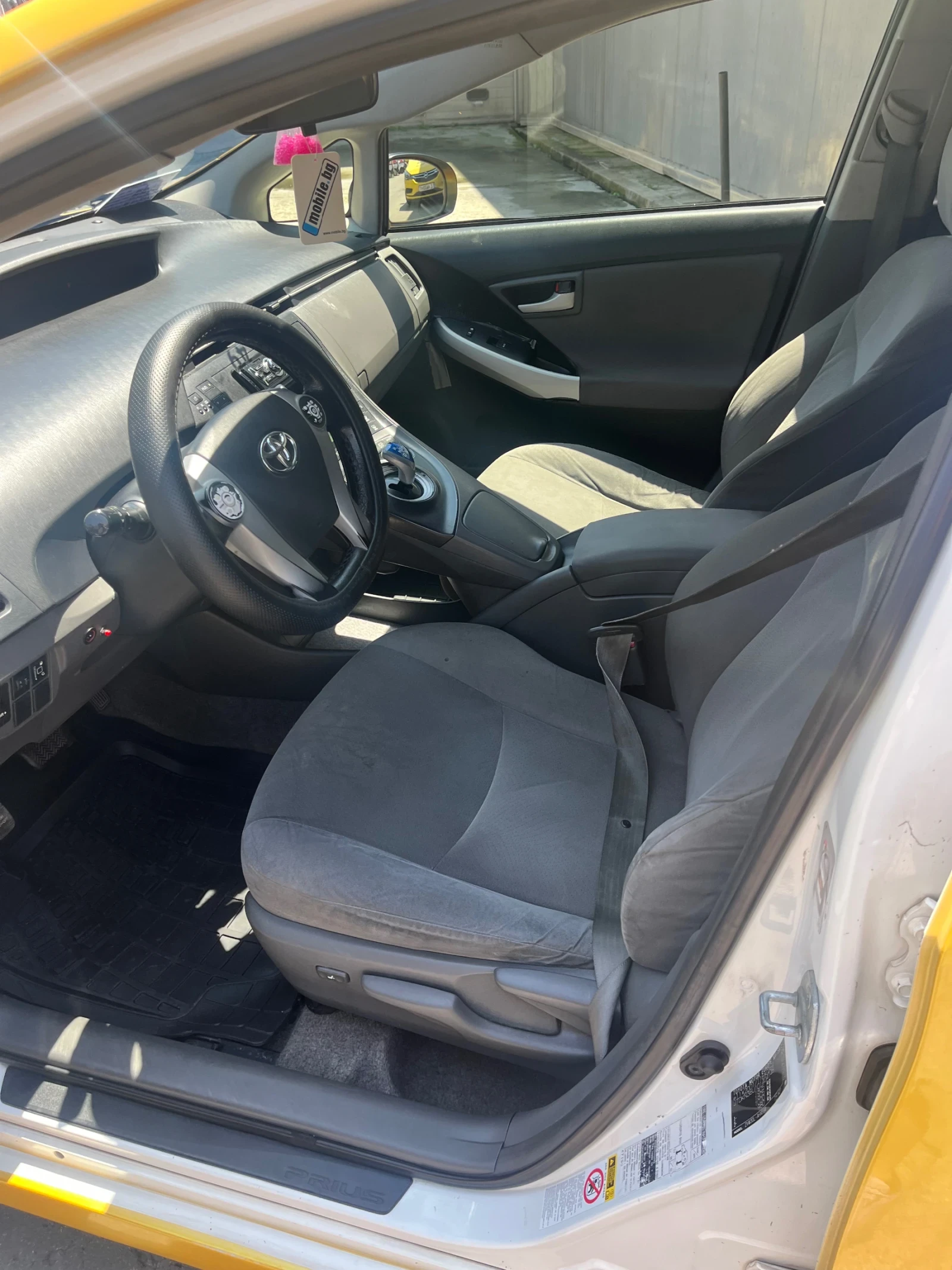 Toyota Prius 1.8 Hybrid  | Mobile.bg � ����������� 11