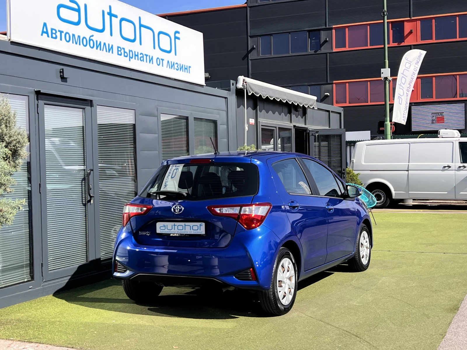 Toyota Yaris TERRA/1.5VVT-I/112K.C./6MT - изображение 4