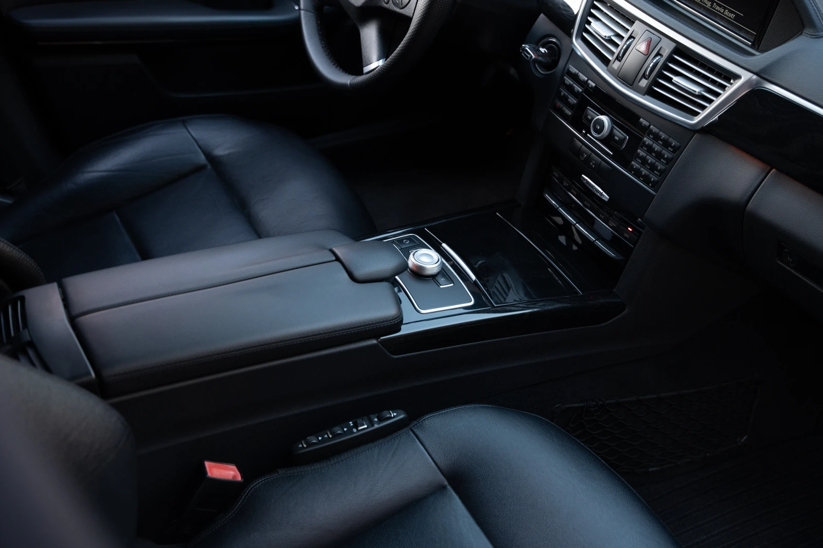 Mercedes-Benz E 350  - изображение 8