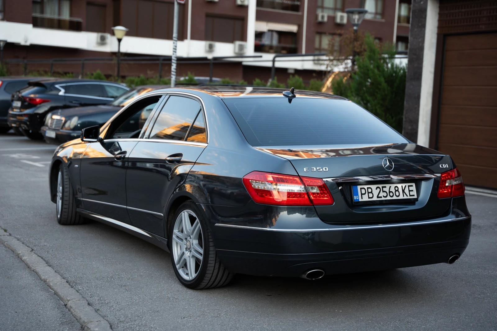 Mercedes-Benz E 350  - изображение 4