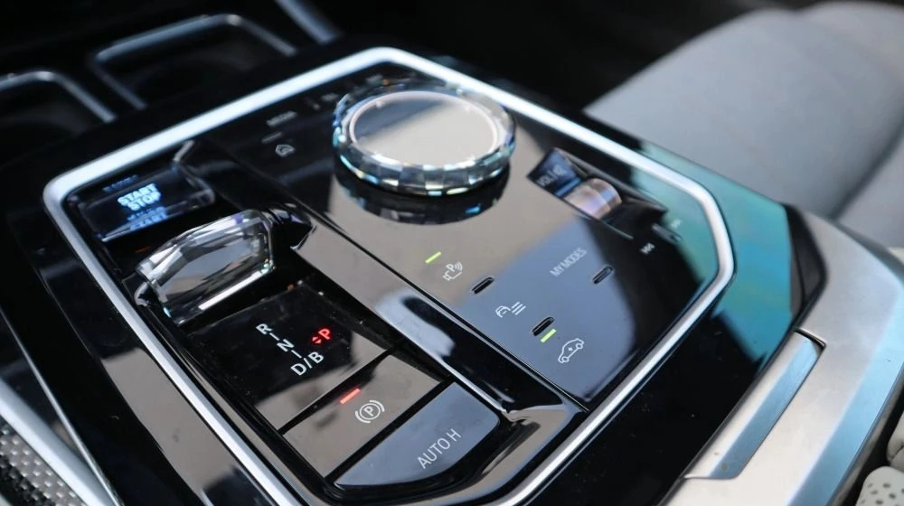 BMW i7 M70 xDrive | Mobile.bg   6