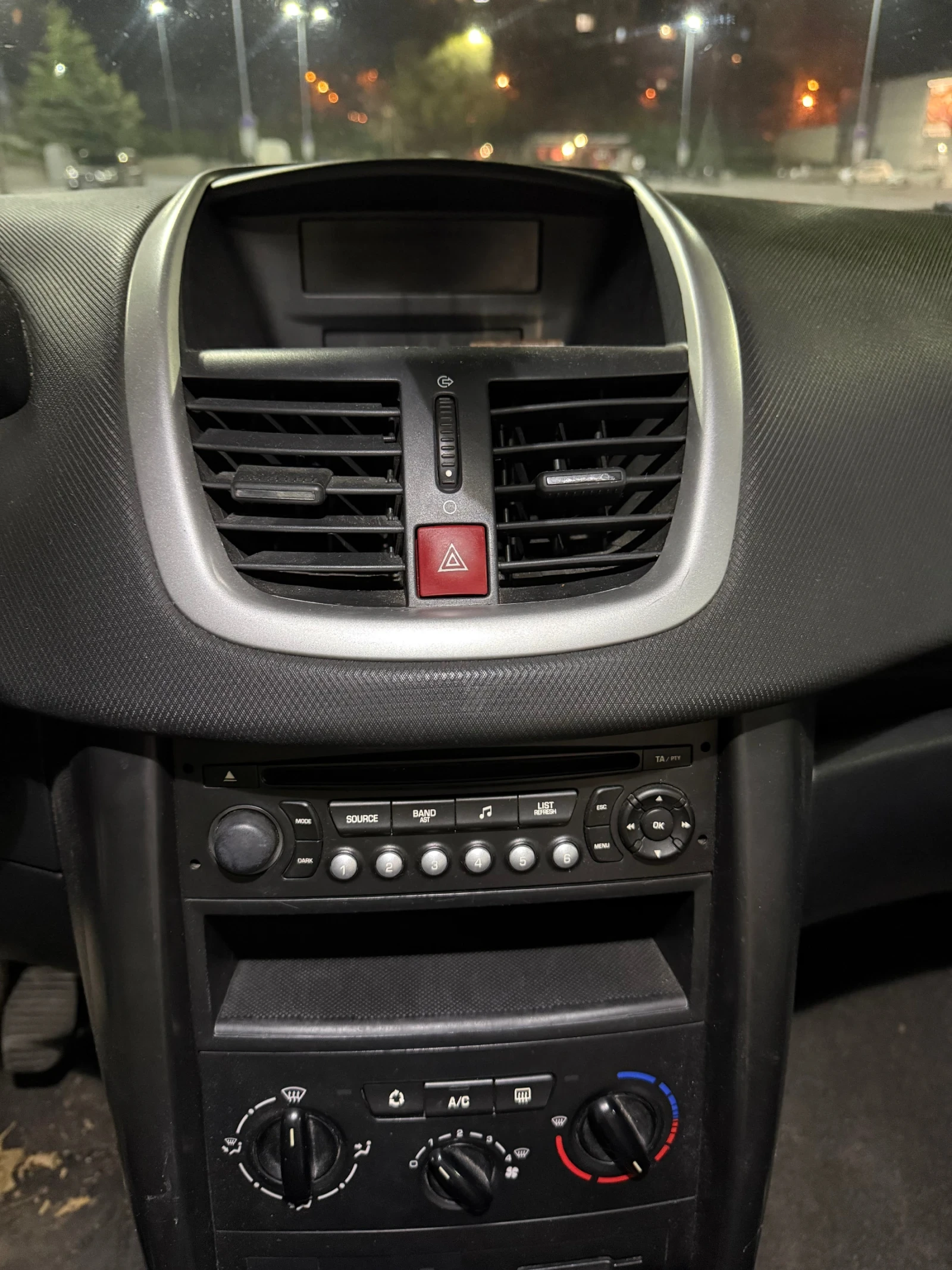 Peugeot 207 1.6 HDI 90к.с. - изображение 6