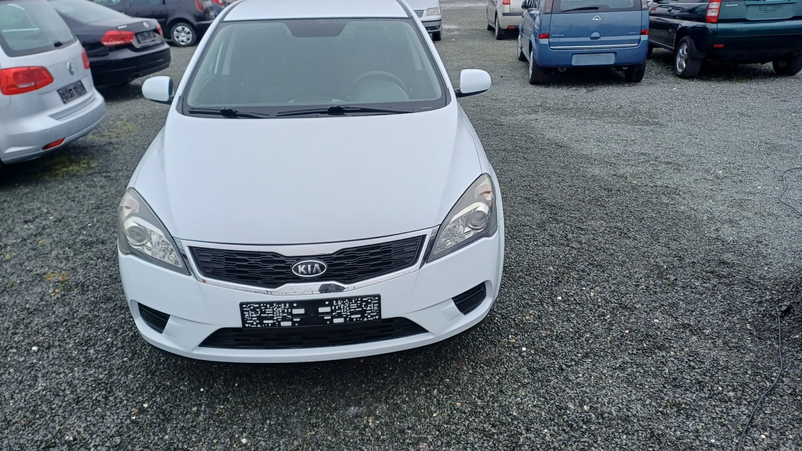 Kia Ceed 1.4 90 �.� ������ �����. | Mobile.bg � ����������� 1