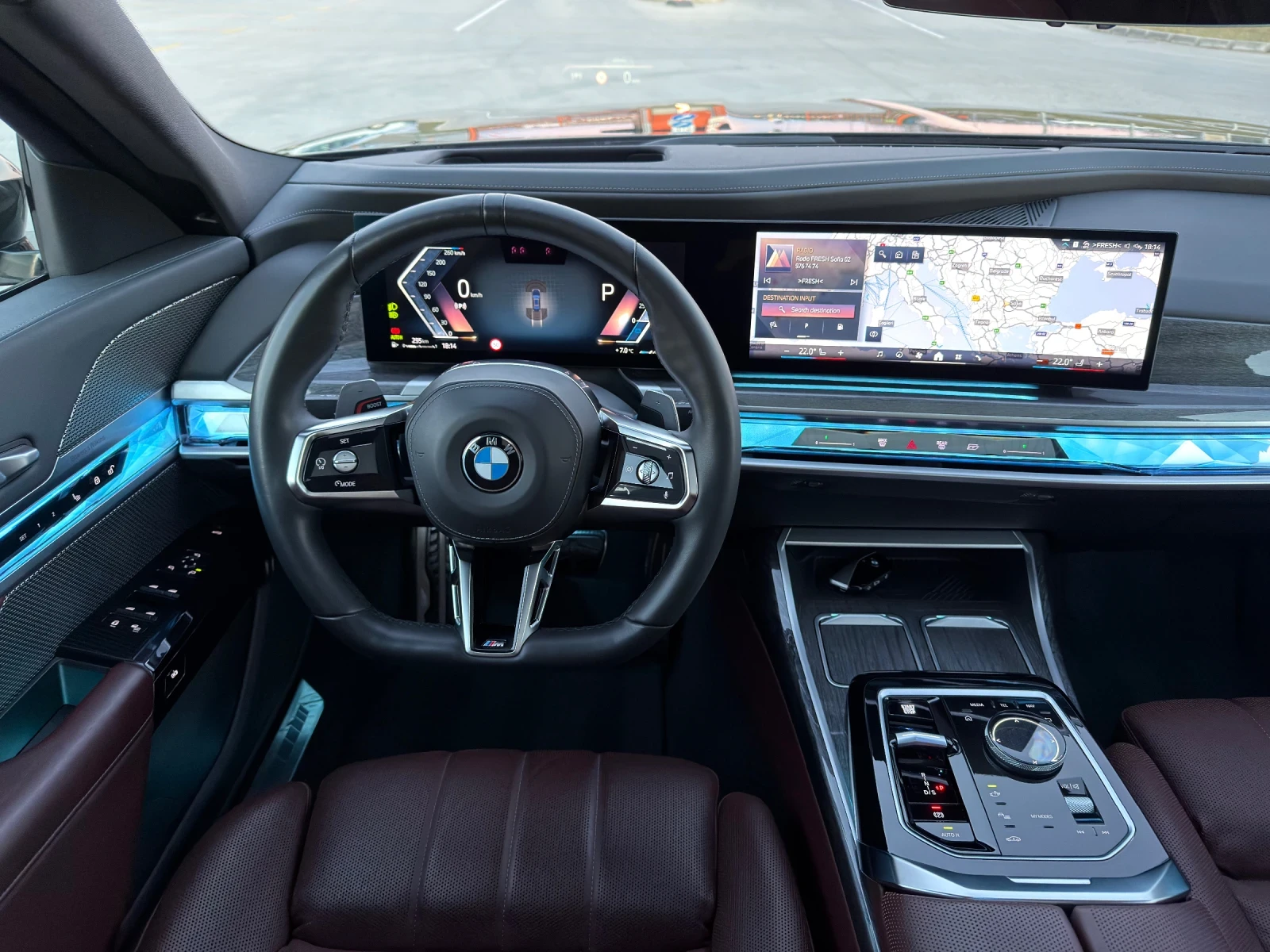 BMW 740 ХD, M Sport, Long, Sky lounge, Germany, снимка 11 - Автомобили и джипове - 53721984