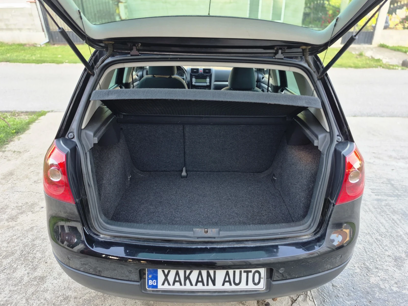 VW Golf 1.9TDI 105К.С. 6 СКОРОСТИ UNITED, снимка 17 - Автомобили и джипове - 54719973