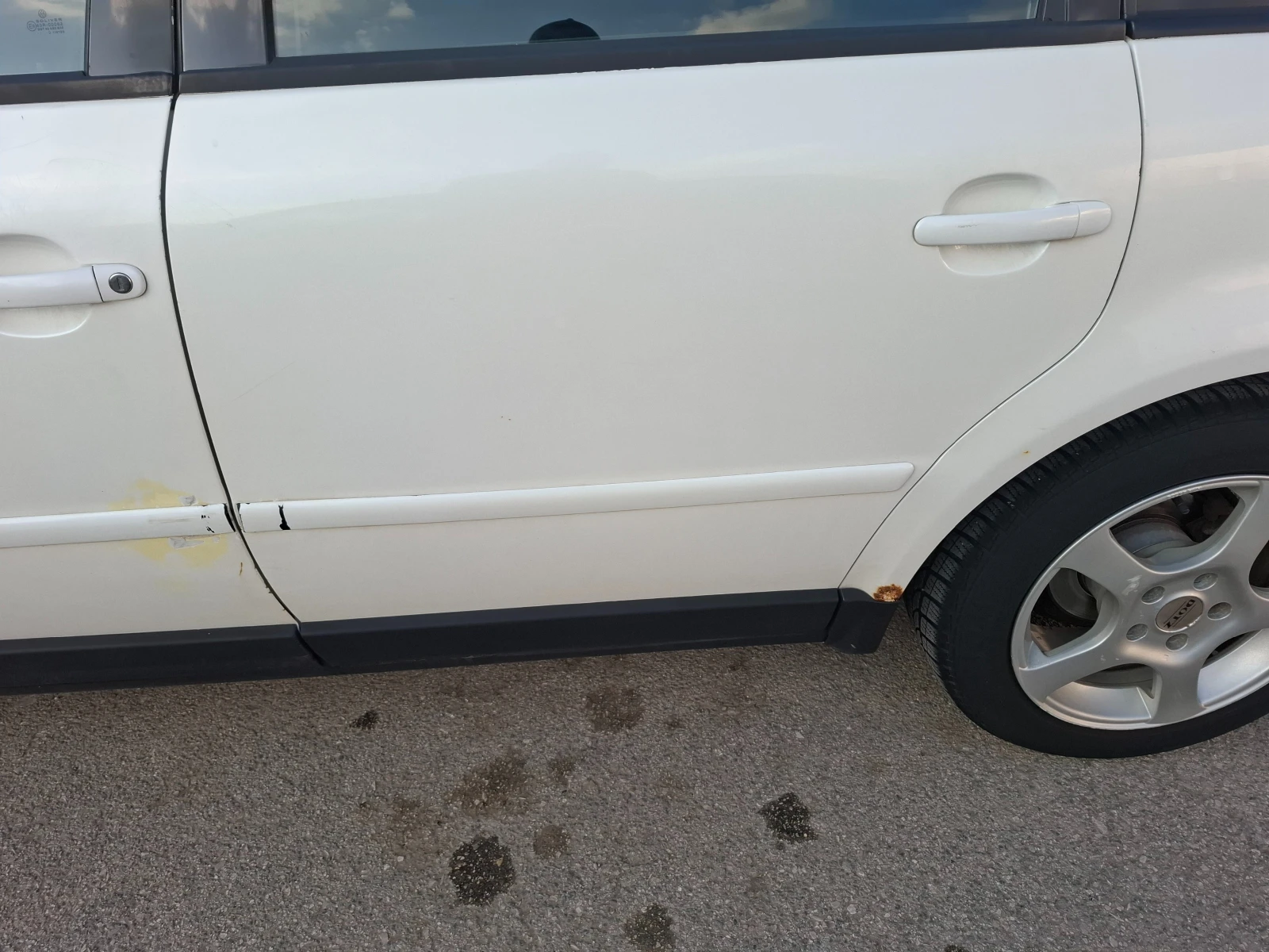 VW Passat, снимка 15 - Автомобили и джипове - 54730275