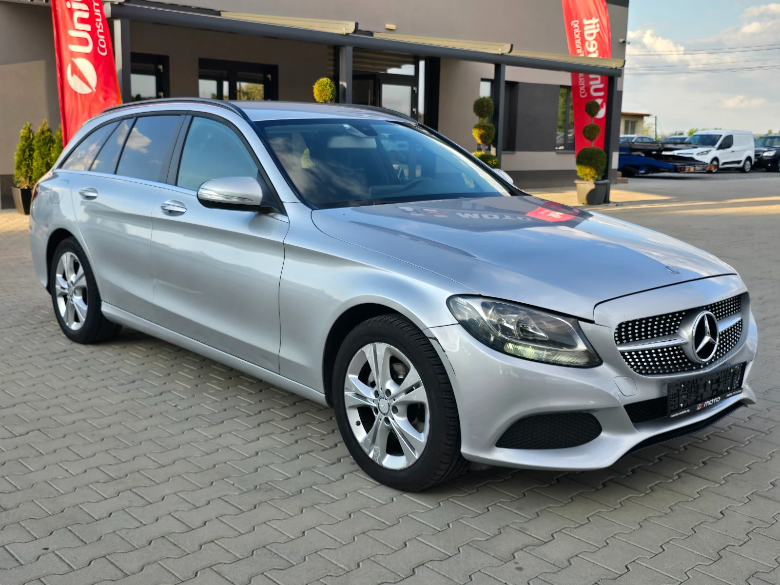 Mercedes-Benz C 180 CDI, Автомат, 2015г., снимка 3 - Автомобили и джипове - 54739866