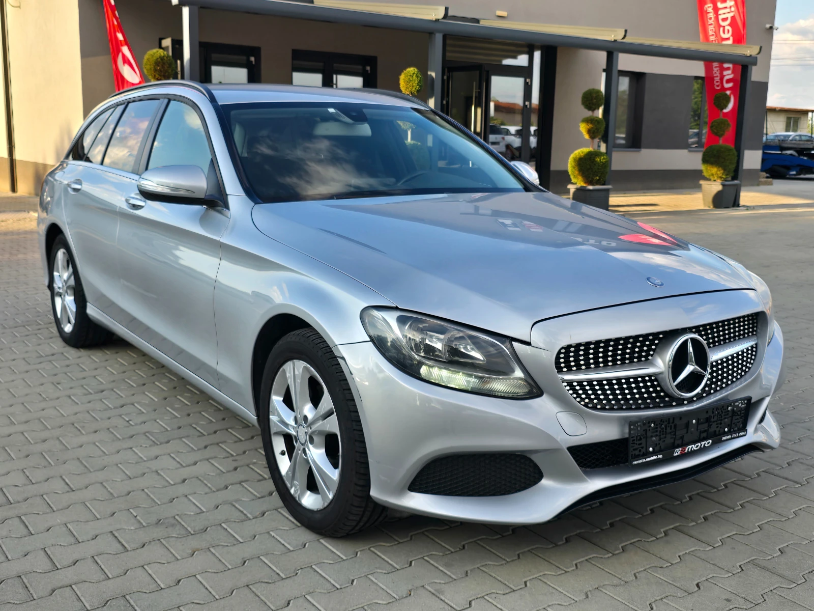 Mercedes-Benz C 180 CDI, Автомат, 2015г., снимка 2 - Автомобили и джипове - 54739866