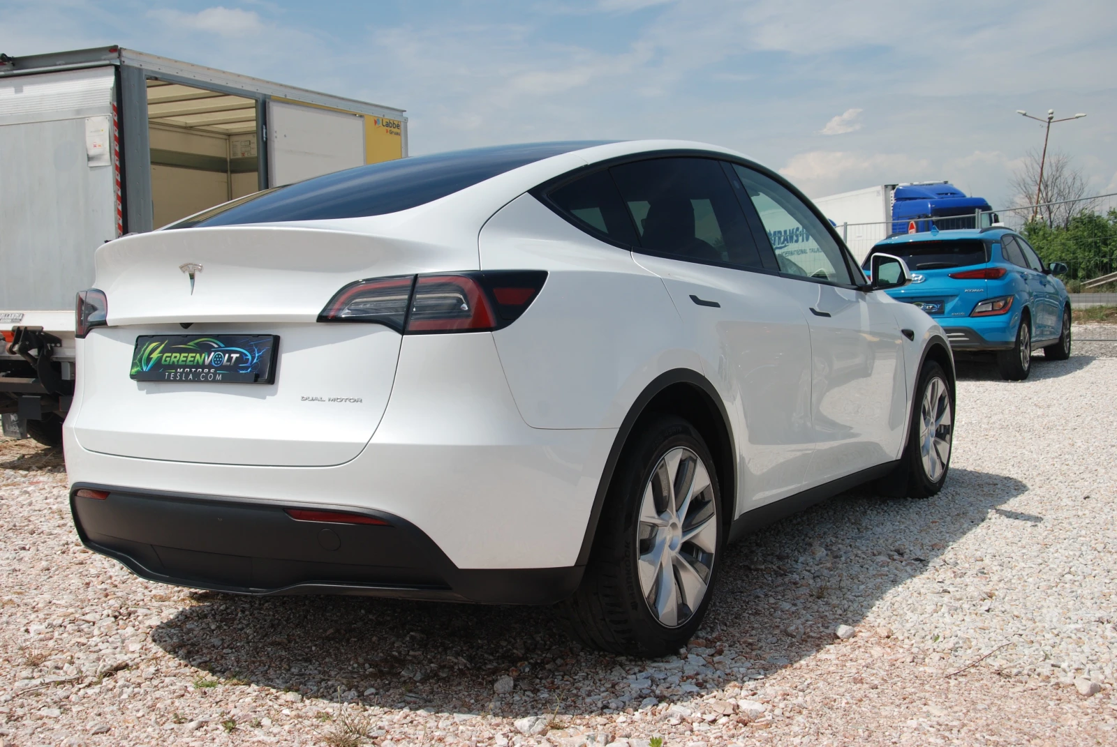 Tesla Model Y Long Range, снимка 6 - Автомобили и джипове - 54766437