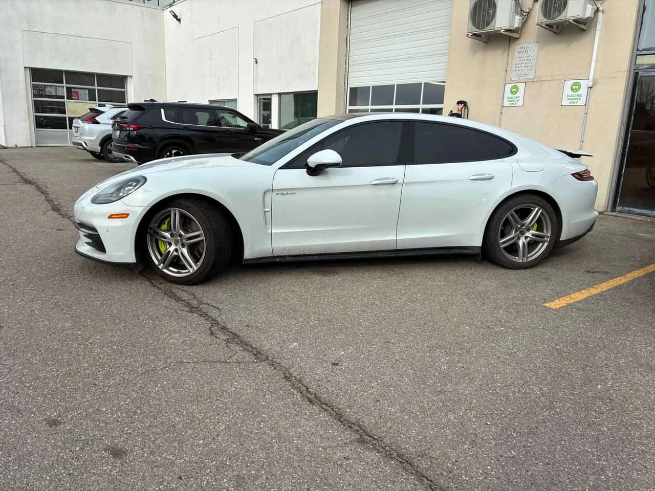 Porsche Panamera  4 / 360 / MATRIX / BOSE / ОБДУХВАНЕ , снимка 2 - Автомобили и джипове - 54978600